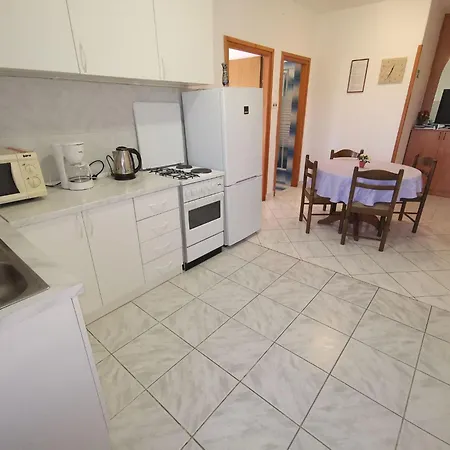 Apartament Fuer 4 Personen Mit Balkon By Interhome Crikvenica