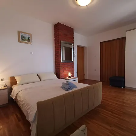 Fuer 4 Personen Mit Balkon By Interhome Apartament Crikvenica