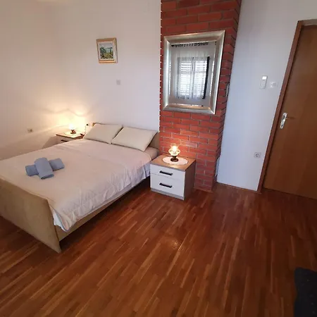 Fuer 4 Personen Mit Balkon By Interhome * Crikvenica