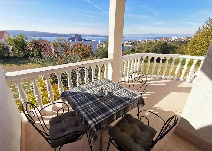 Fuer 4 Personen Mit Balkon By Interhome Crikvenica
