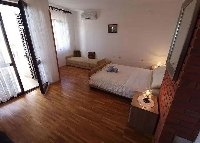 Fuer 4 Personen Mit Balkon By Interhome Apartman Crikvenica